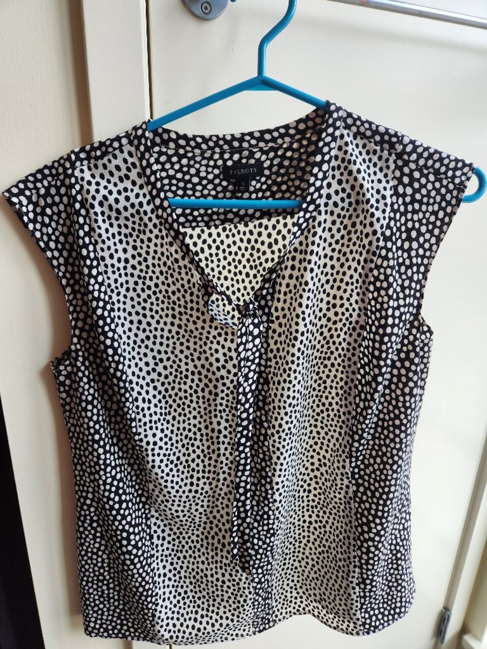 Black and White top with bow